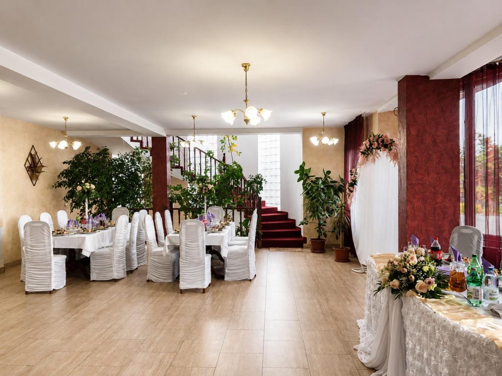 Nunta Pensiunea Rozeclas-Restaurant amenajat